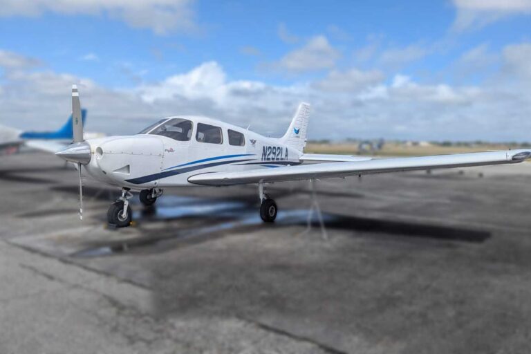 Aviation-Scholarships-&-Funding Aviation Funding