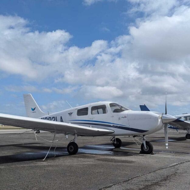 Exclusive Diamond DA-42 Training in South Florida