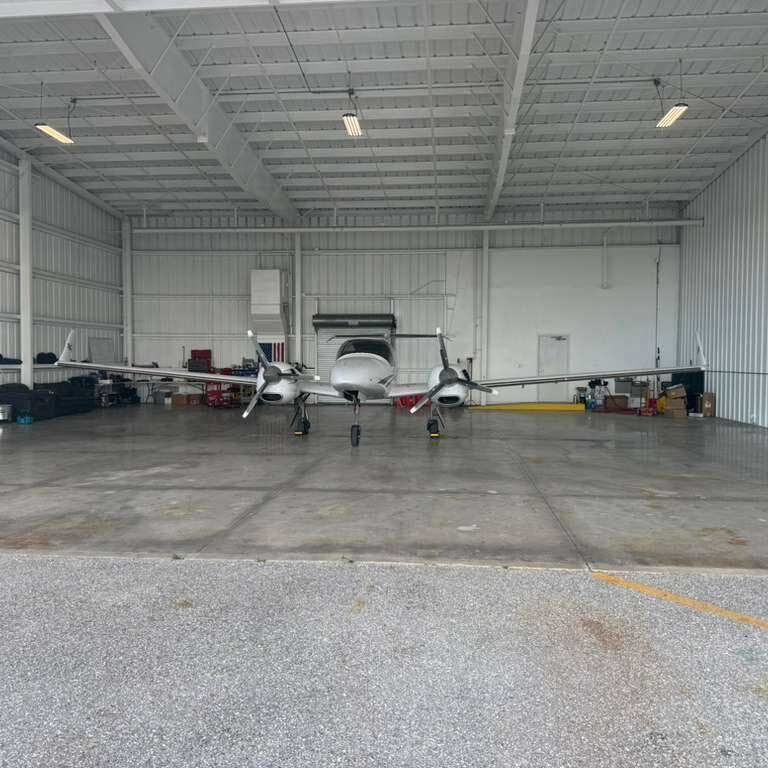 Diamond DA-42 multi-engine training