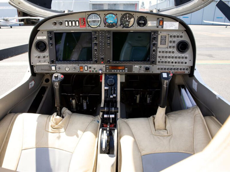 Diamond DA42 – Fly Legacy Aviation